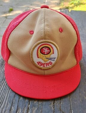 San Francisco 49ers Two-Tone Mesh Back Cap - Red & Tan